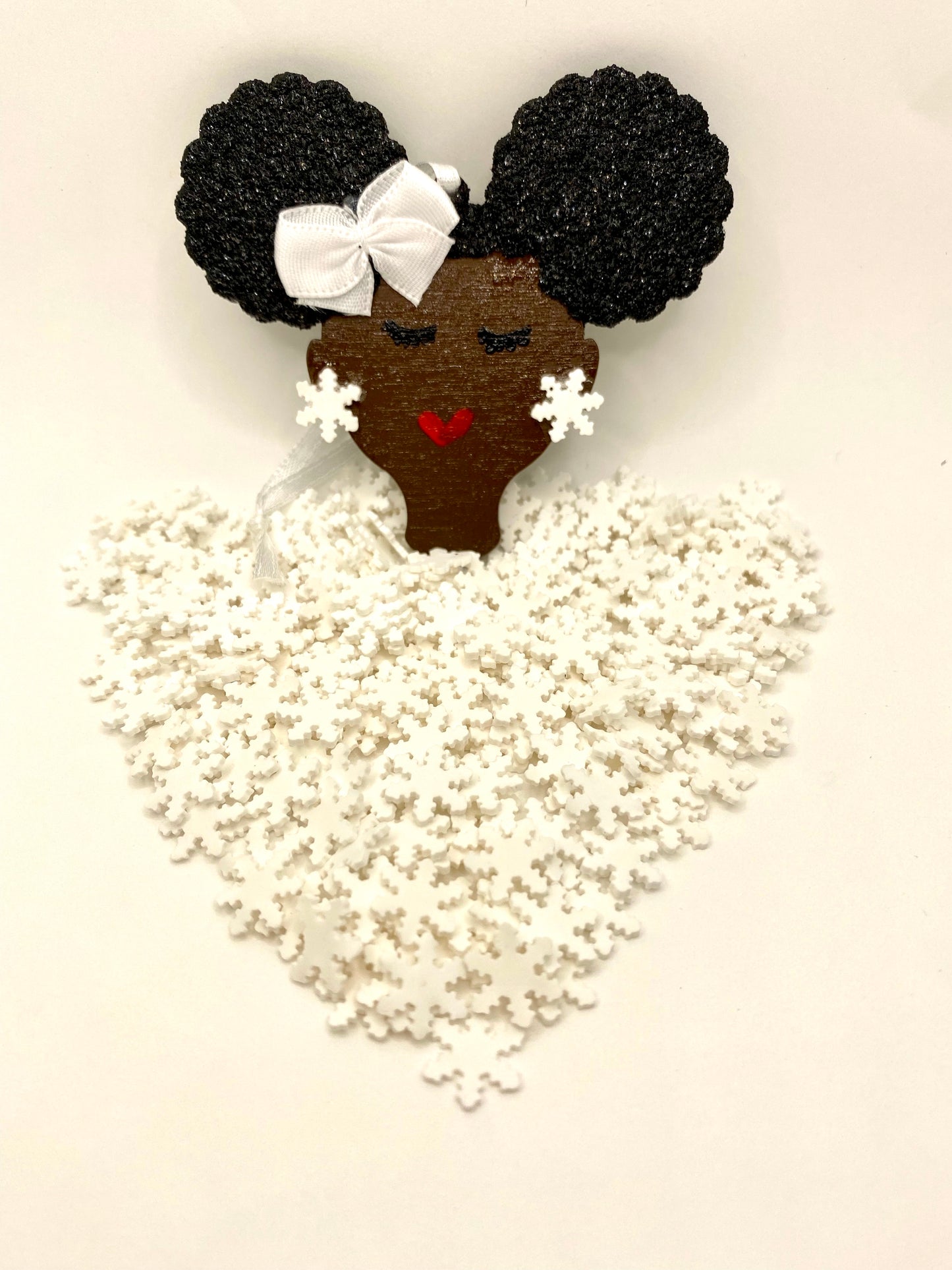 Rockin’ Around Her Afro Puffs 🎵